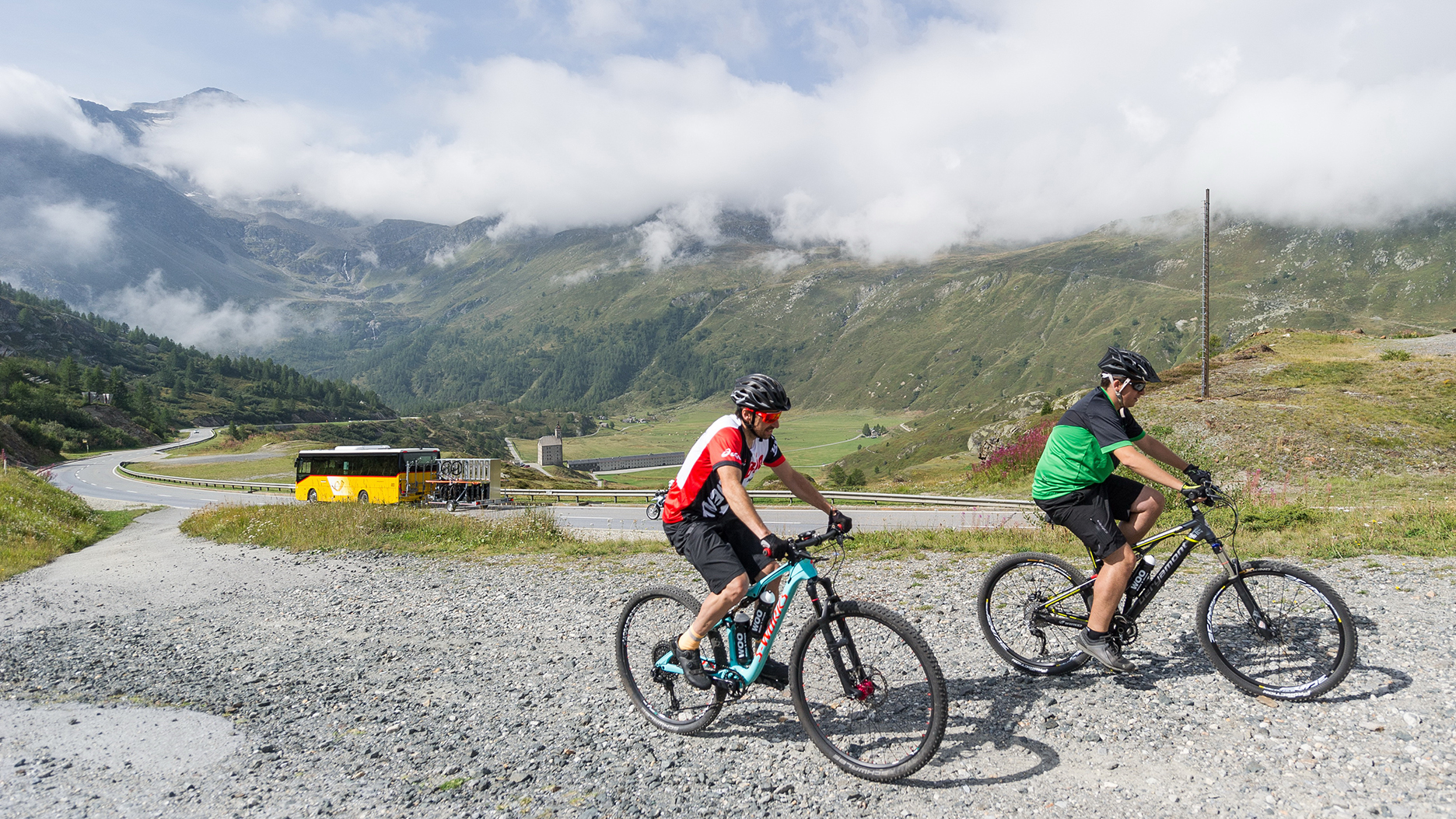 Mountain biker tour de 2025 france